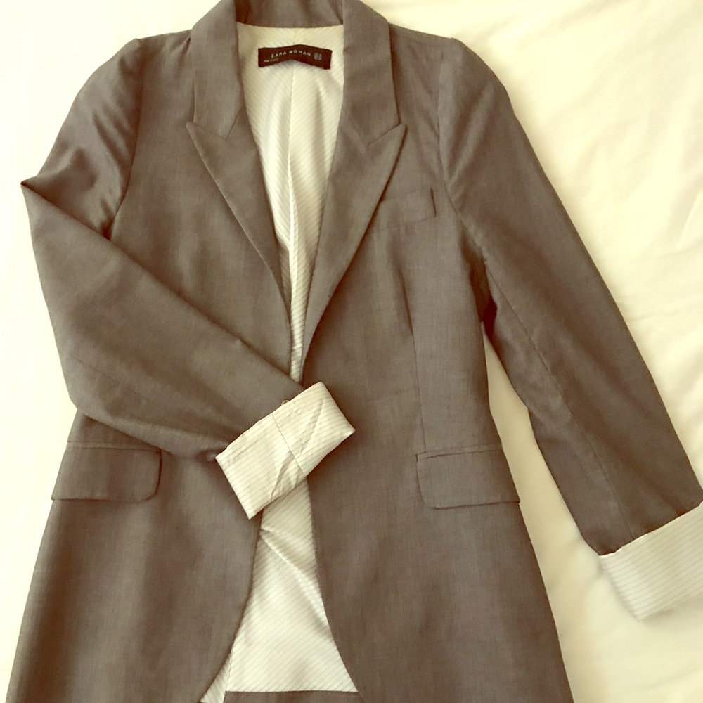 Zara woman grey blazer